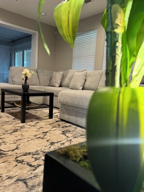 Interior - Welcome to a nice modern escape on Atlanta (Atlanta)