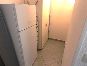 Interior - Studio for 2 with terrace and parking, Cap d'Agde (Cap d'Agde naturisme)