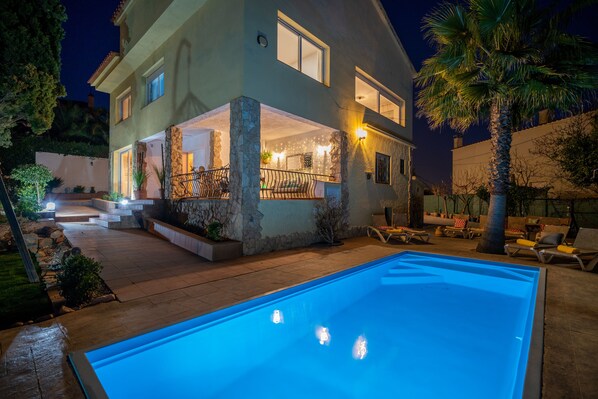 Alberca al aire libre 