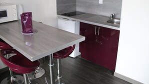 Kühlschrank, Mikrowelle