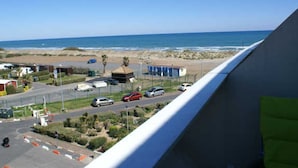 Property grounds - Cozy studio for 2 with terrace and parking in Cap d'Agde (Cap d'Agde naturisme)