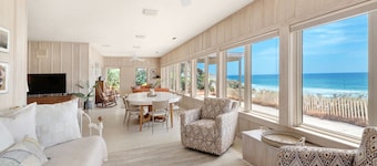 ☀️RARE FIND~Beachfront~Endless Ocean Views~Prime Seaside~Butterfly Bluff