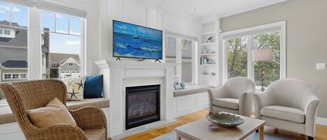 Smart TV, fireplace, offices