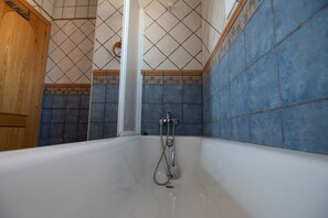 Towels, soap, toilet paper