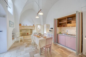 Dining - Cozy house with pool and park (B) (Patù)