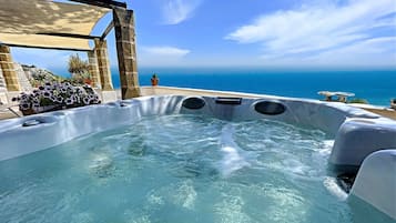 Idromassaggio all'aperto