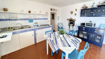 Frigorifero, pentole/stoviglie/utensili