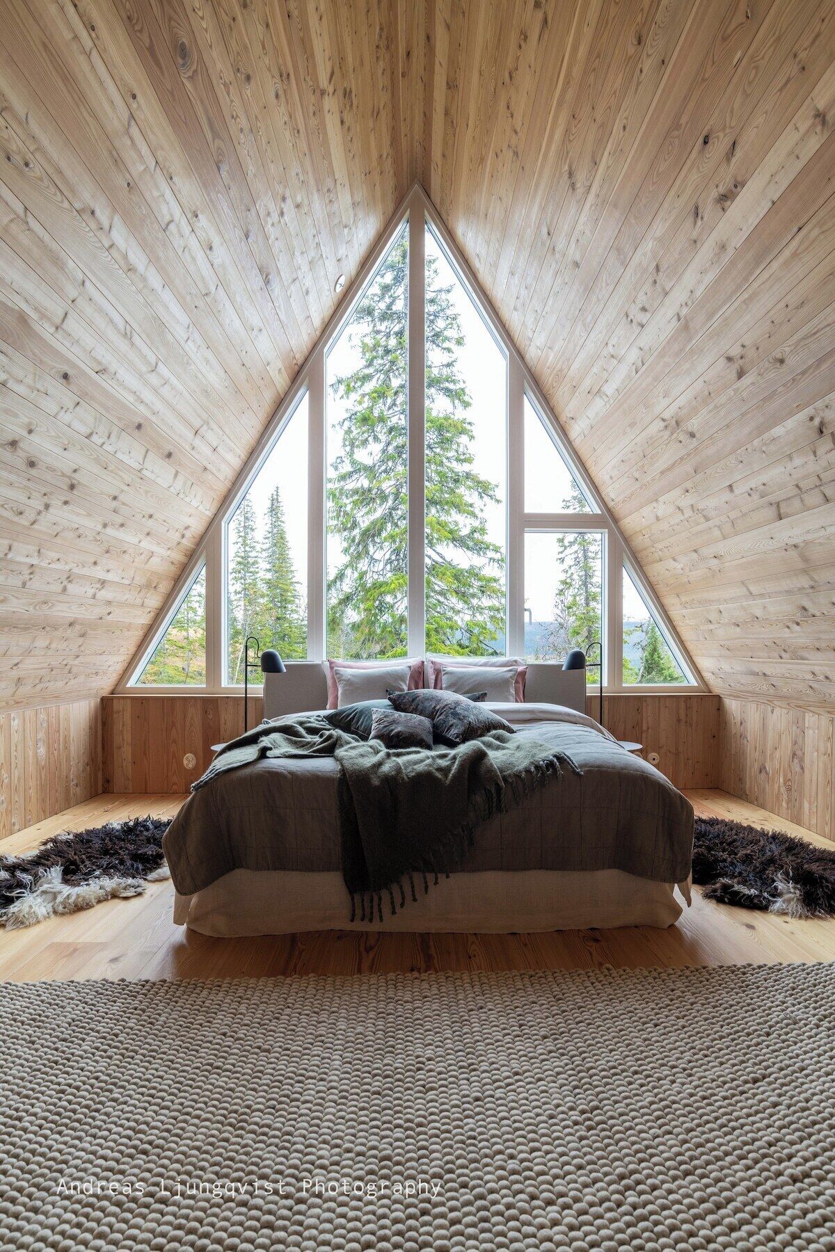 5 habitaciones, tabla de planchar con plancha, cuna de viaje y wifi 