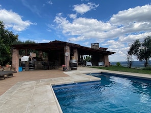 Piscine extérieure, piscine chauffée