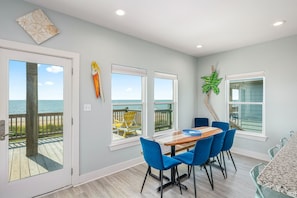Dining - 1 Naut On Call - Beachfront, exceptional views and easy beach access!! (Crystal Beach)