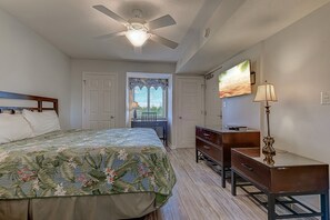 4 chambres, bureau, fer et planche à repasser, accès au Wi-Fi (inclus)