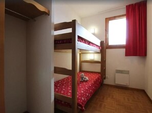 1 bedroom
