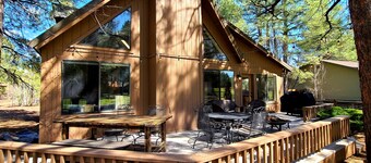 Relax, Golf & Ski - Perfect Mountain Getaway!