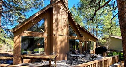 Relax, Golf & Ski - Perfect Mountain Getaway!