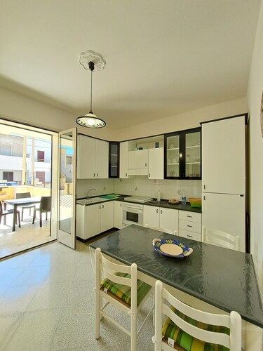 Vittorio House 100m From the Sand