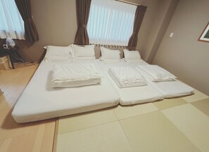 1 dormitorio, tabla de planchar con plancha, wifi gratis y ropa de cama