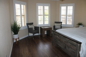 3 bedrooms, iron/ironing board, travel cot, free WiFi