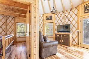 1 bedroom, iron/ironing board, free WiFi, bed sheets - McBeary is Cozy, Cute, Luxury Yurt w/ Big Deck, Hot Tub - Next to Dollywood (Pigeon Forge)