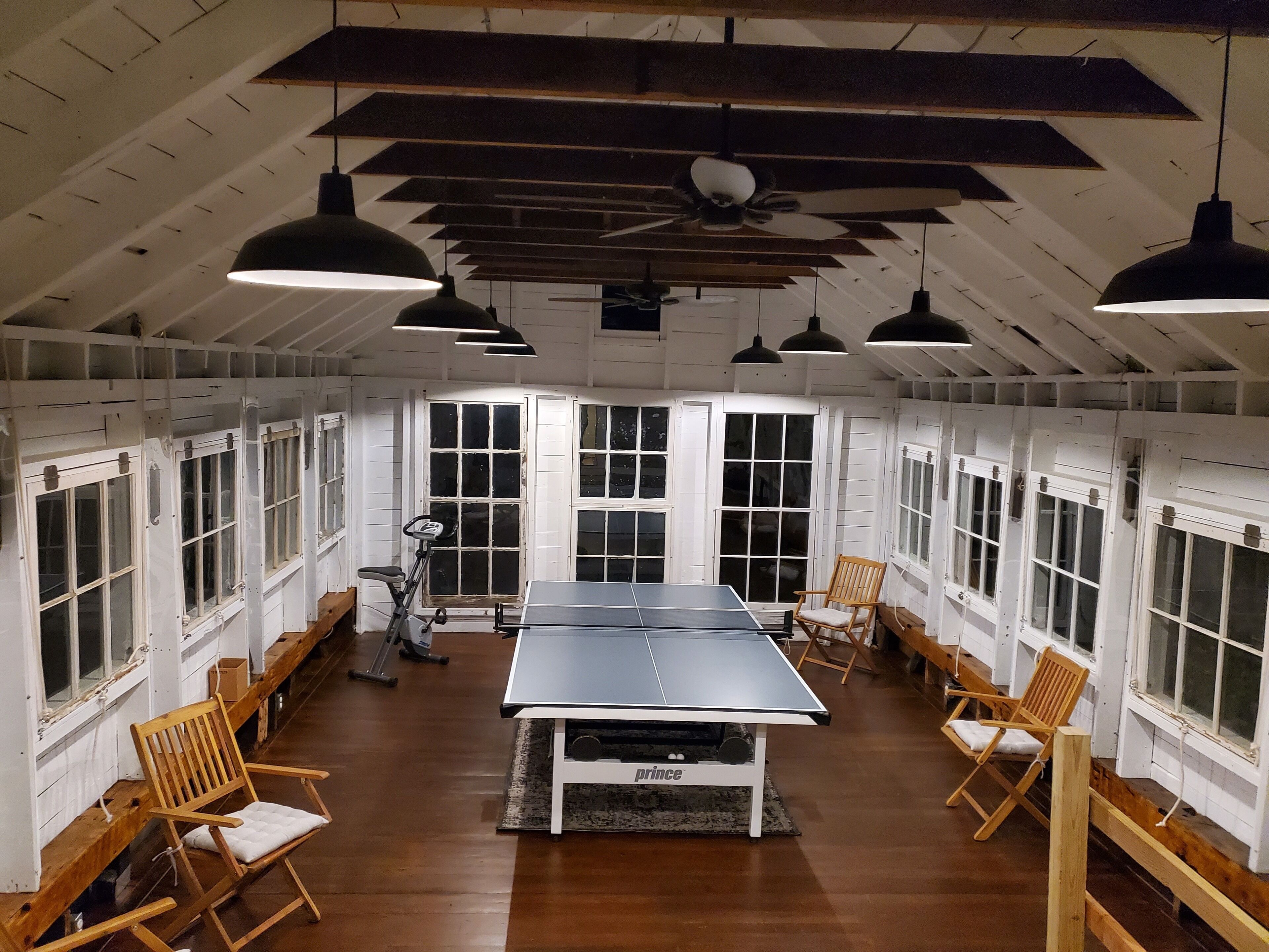 Spielezimmer