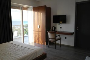 Free WiFi, bed sheets - Li Mango Tigaki (Kos)