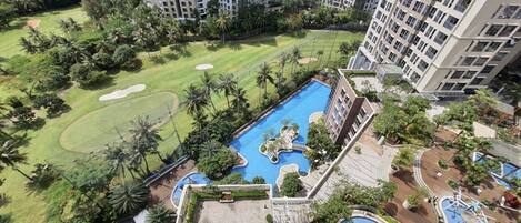 Indoor pool, outdoor pool