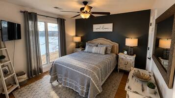 2 bedrooms, travel crib, WiFi, bed sheets