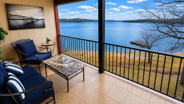 Unclassified image, 1 of 15, button - Beautiful 2 Bdrm - Sleeps 8 Condo w/Gorgeous Lake View! Close to Dogwood Canyon! (Kimberling City)