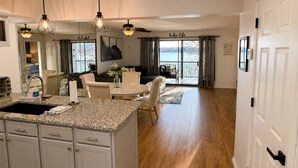 Unclassified image, 2 of 15, button - Beautiful 2 Bdrm - Sleeps 8 Condo w/Gorgeous Lake View! Close to Dogwood Canyon! (Kimberling City)