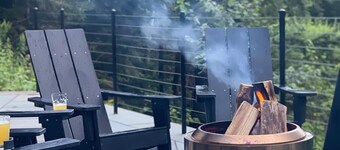 Serene Escape | Comfort & Luxury | A/C | Hot Tub | Sauna | Golf Getaway
