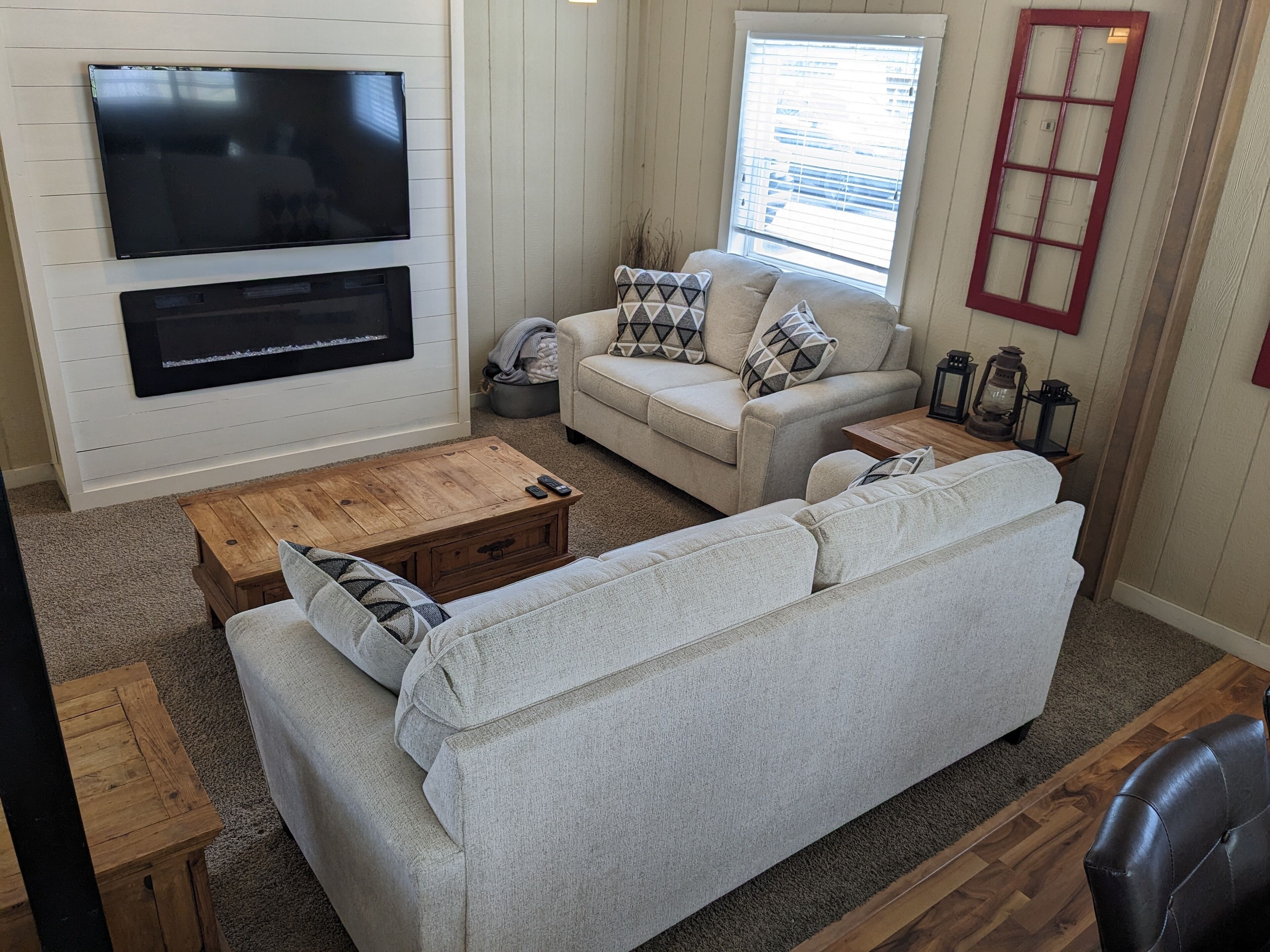 East Tawas Cabin, quiet, private beach. Perfect!