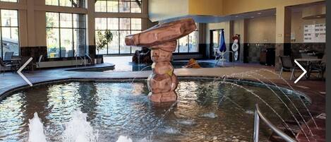 Piscina interna, piscina externa