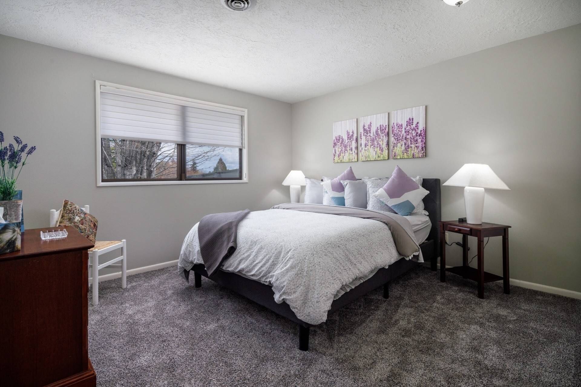 2 bedrooms, iron/ironing board, free WiFi