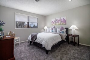 2 bedrooms, iron/ironing board, free WiFi