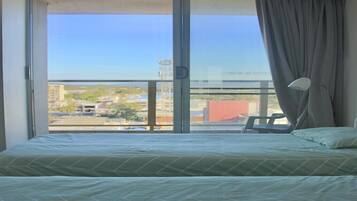 Apartment | 3 bedrooms, individually decorated, individually furnished