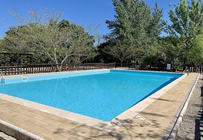 Pool - Villa Amarena I: A graceful apartment in the characteristic style of the Tuscan countryside, with Free WI-FI. (Massa Marittima)