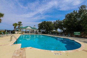 Unclassified image, 5 of 49, button