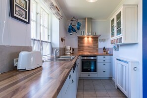 Frigorifero, forno, lavastoviglie, macchina per tè/caffè