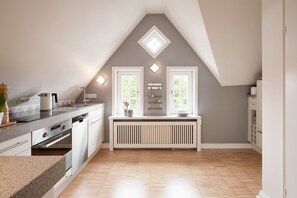 Fridge, microwave, oven, dishwasher