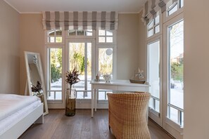 2 habitaciones, escritorio, wifi y ropa de cama