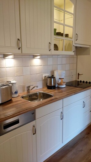 Fridge, microwave, dishwasher, highchair