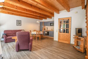 Unclassified image, 4 of 18, button