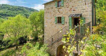 Ferienhaus in Les Assions am Bois de Païolive