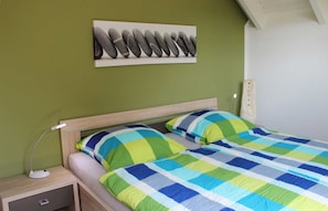3 Schlafzimmer, Reisekinderbett, WLAN