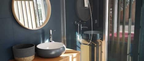 Hair dryer, towels, soap, shampoo
