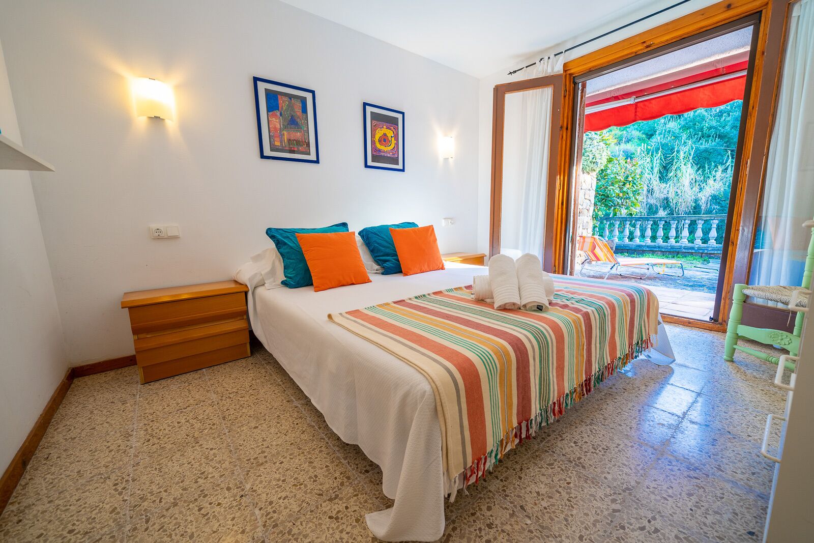 3 slaapkamers, een bureau, een strijkplank/strijkijzer, gratis wifi