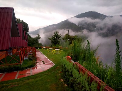 Banjara Mountain Retreat Chail Hills