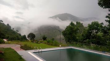 Alberca al aire libre