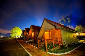 View from room - Banjara Mountain Retreat Chail Hills (Kandaghat)