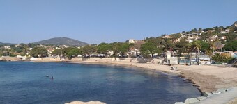 Nice apartment with garden level sea and hill view