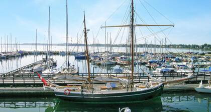 Lake front apartment in Nykøbing Sj